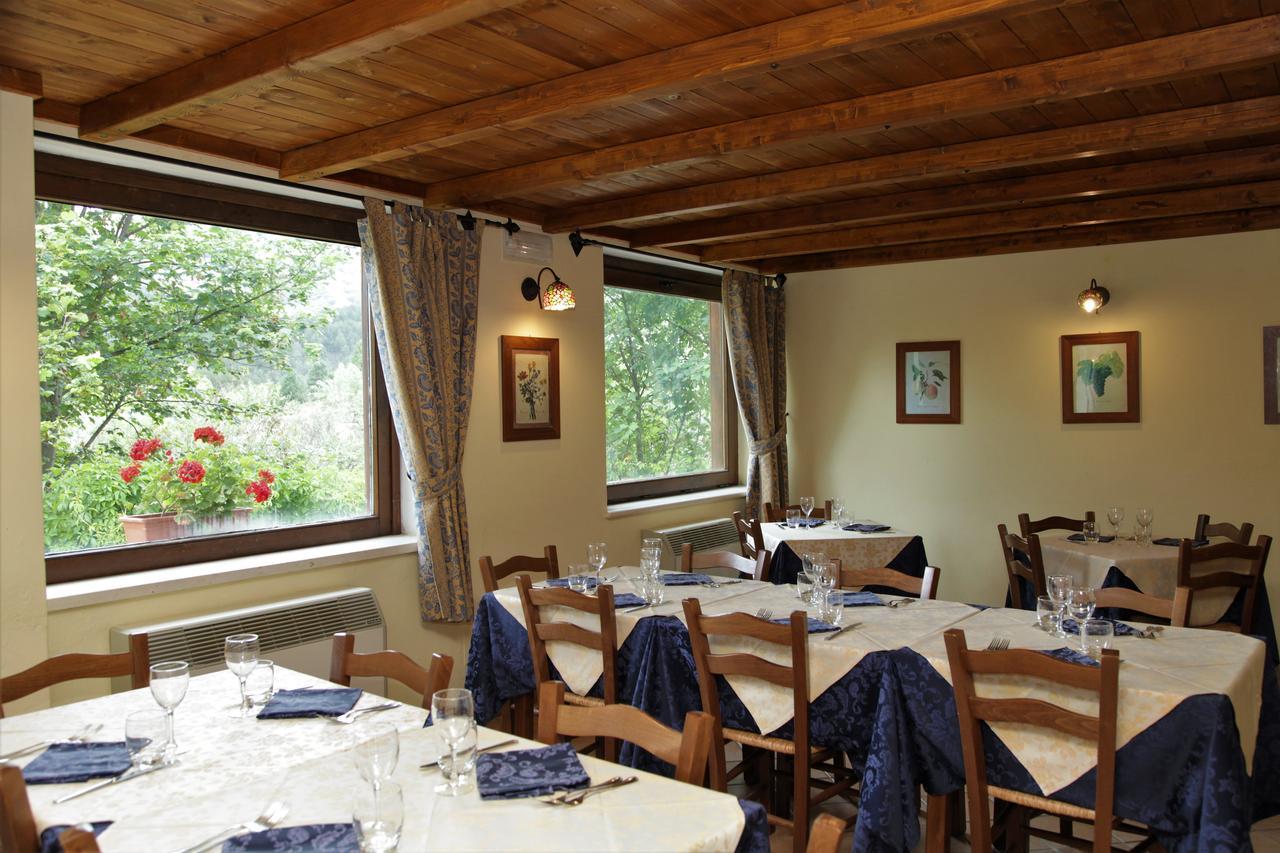 אובינדולי Hotel Il Ghiro מראה חיצוני תמונה