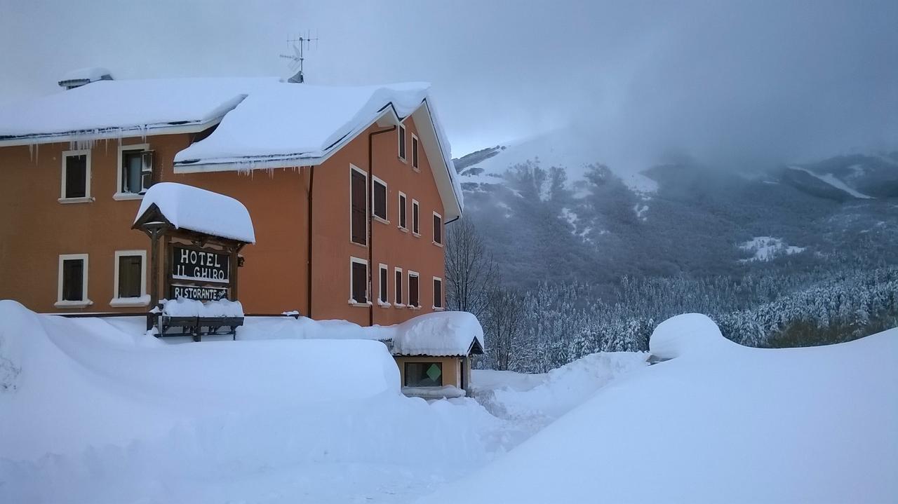 אובינדולי Hotel Il Ghiro מראה חיצוני תמונה